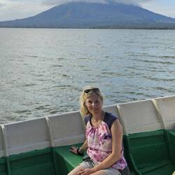 Der Vulkan heute auch leider mit Wolkenmütze