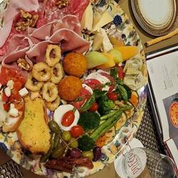 A lovely appy platter!!