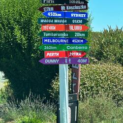 A long way to anywhere... except the dunny 😂