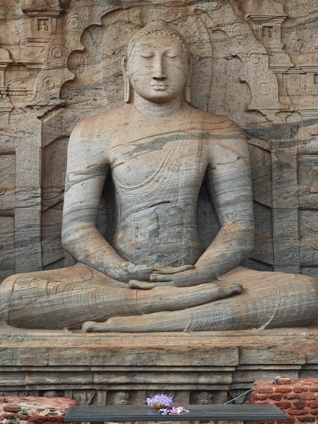 Der große sitzende Buddha