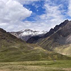 Höchster Punkt der Reise bei 4335 Metern mit Blick auf einen 5000er.