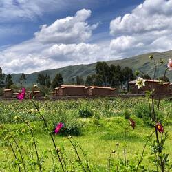 Blick auf ehemalige Hotels.