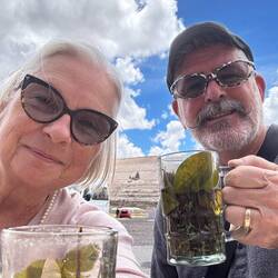 Drinking Inca/coca tea to prevent altitude sickness
