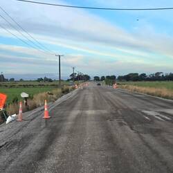 Und die tolle "Zement Straße" auf dem Weg nach Woodville