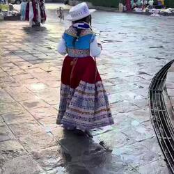 The children dance before school