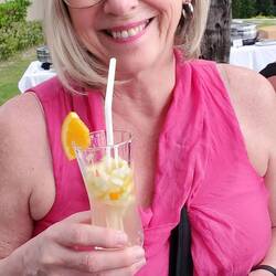 A white wine spritzer to start!