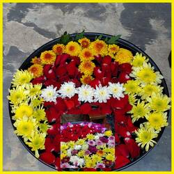 Beautiful bowls of flowers adorned the entrance to the spa.