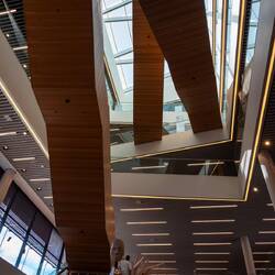 Fantastiskt fint (och prisbelönt) bibliotek byggt efter jordbävningen.