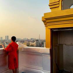 wieso essen buddhisten eigentlich tiere? wie geht das auf mit dem karma? 🤨