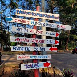 Orientierung am Mai Khao Beach