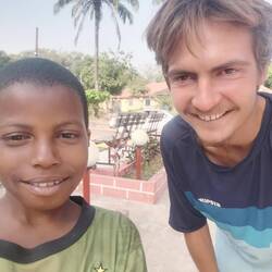 Mamadou ist Sanossyas einziger Sohn und er zeigt mir die Universität