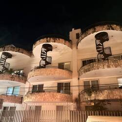 interessanter Terrassenzugang - oder mehr?