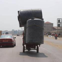 ... vielleicht wegen ihm?