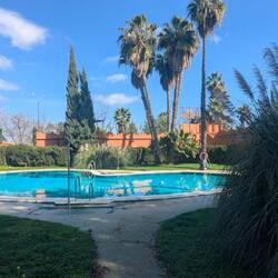 Es gibt auch einen Pool aber jetzt im Winter keine Option