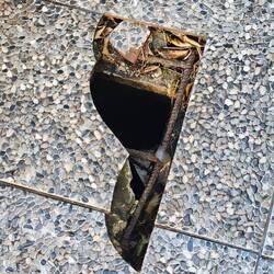 Gut, dass ich da nicht reingetreten bin. Im Dunkeln wäre das super gefährlich gewesen