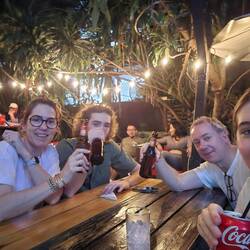 11 heures plus tard, Super Bowl sous 30 degrés 🍻