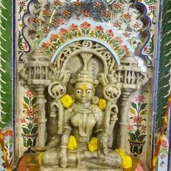 Götter allenthalben