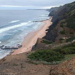 Blick nach Norden. Der Praia da Cordoama ist mindestens 1,5 km lang 👍.