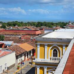 Jetzt Blick vom Kirchturm auf den Nicaraguasee