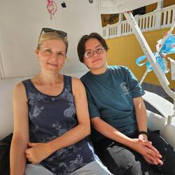 Wir haben es hier gemütlich und vor allem schattig