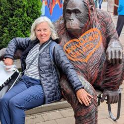 I think he fancies her