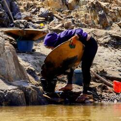 Und hier wird Gold geschürft.