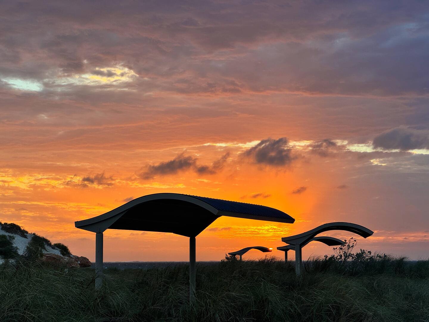 Sunset in Coral Bay: Wow!