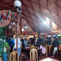 Cafe stop waiting for border crossing to open.