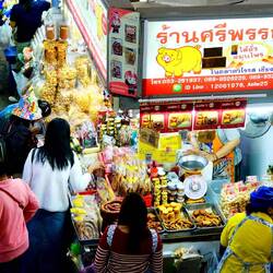 Die Leibspeise der Thai: Gebratenes Schweinefleisch