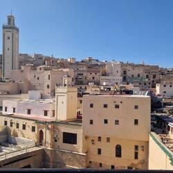 Von den ca. 9000 Gässchen unter uns, nichts zu sehen