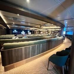 Deck 4: Discovery Centre