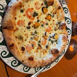 Lunch at Alfredo's Pizzarea.