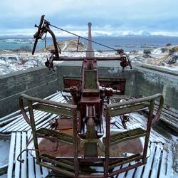 The fort was armed with 150 mm guns