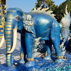 Elefant am Blauen Tempel
