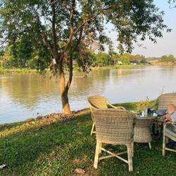 Unser Hotel - der Cocktail am Fluss