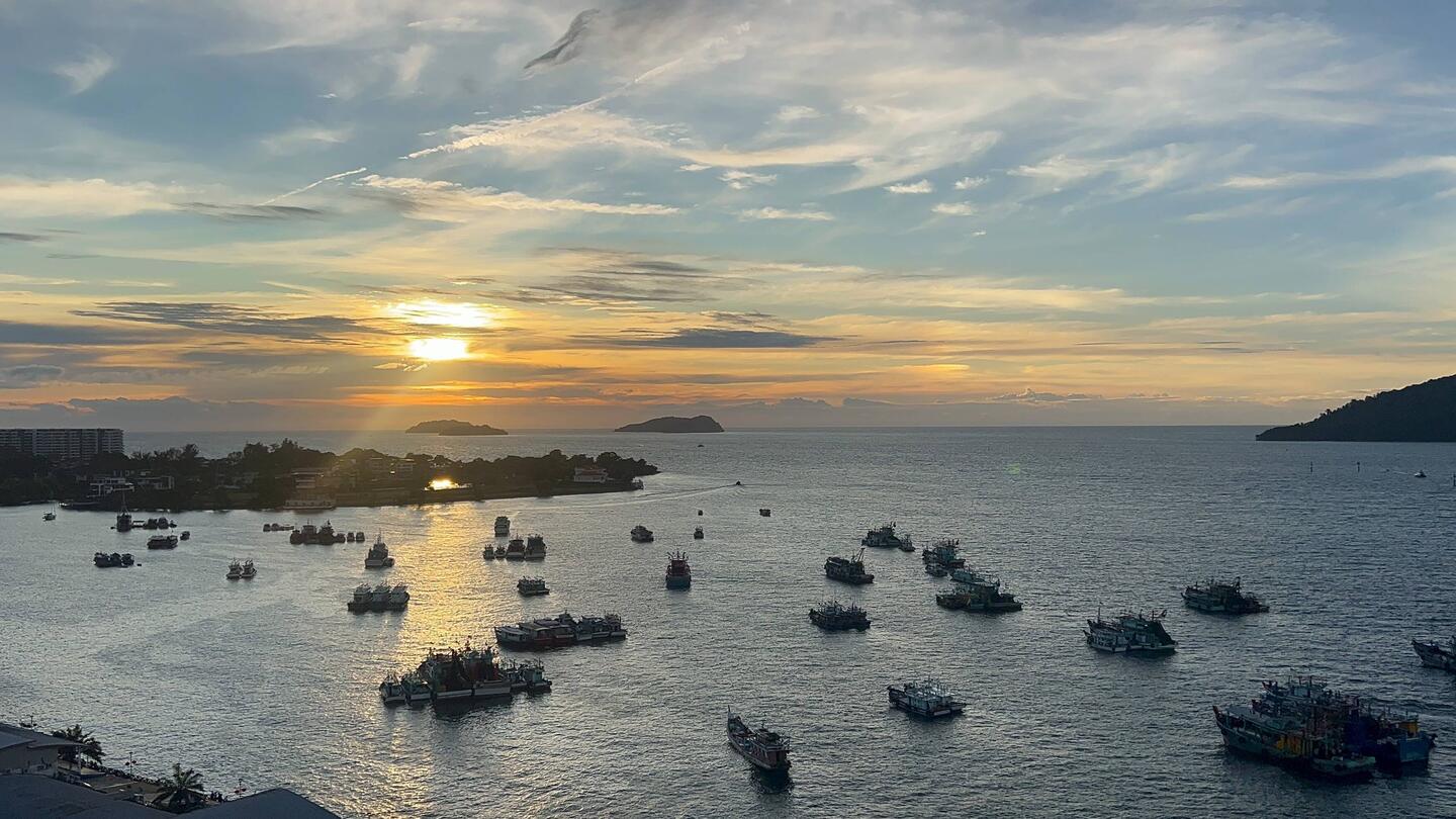 Borneo ist bekannt für die schönsten 🌅