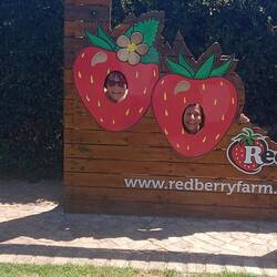 Had to take the obligatory photos with strawberry faces 🤣