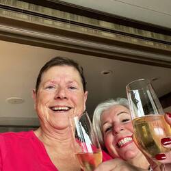 Champagne Set Sail