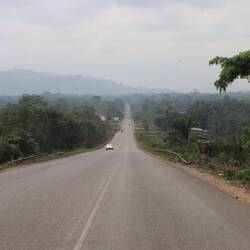 Auf dem Rückweg nach Yaoundé werde ich angehalten...