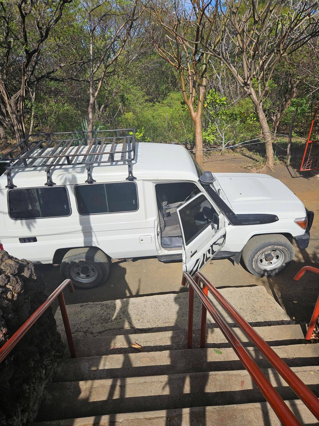 Der Jeep ist da und es geht los zum Cerro Negro