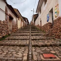 A street in Chinchero
