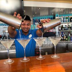 4 Dry martini, tack! 😊