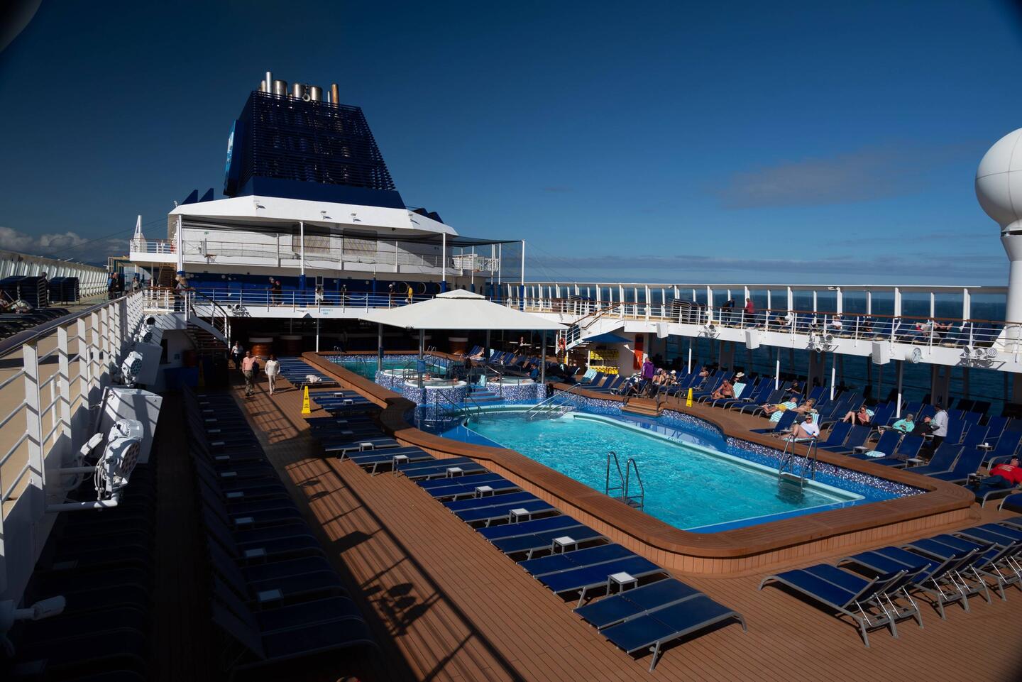 Pooldeck