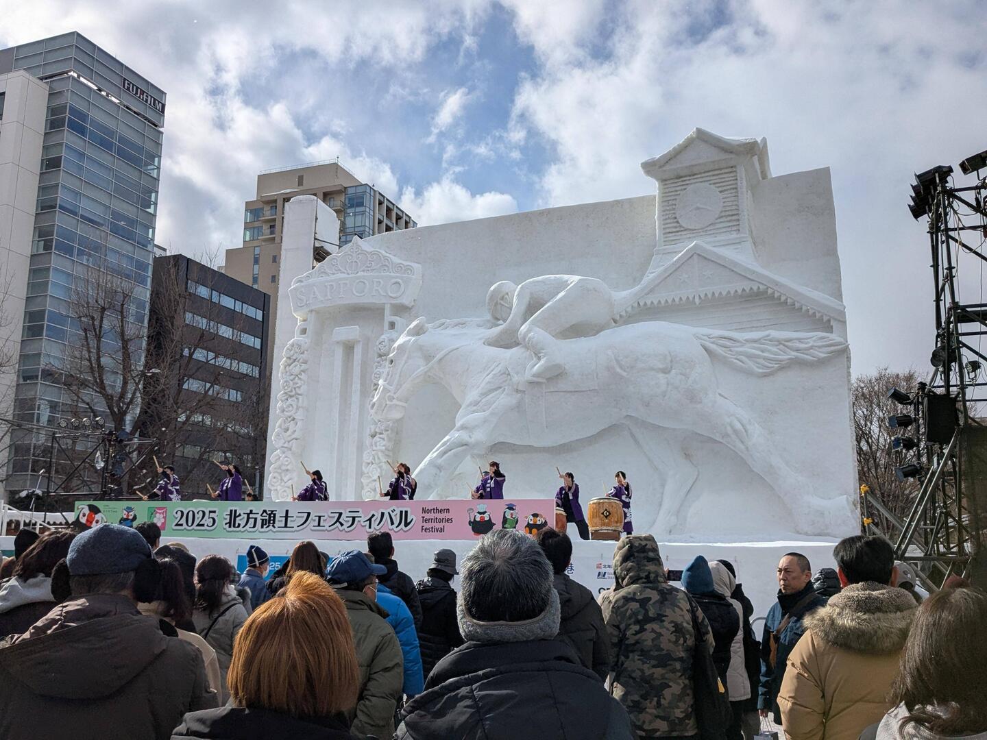 Taiko et grosse fresque