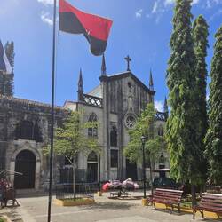 Das alte Kloster- heute die beste private Highschool der Stadt