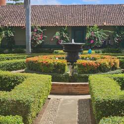 Innenhof des alten Klosters- heute auch ein Hotel