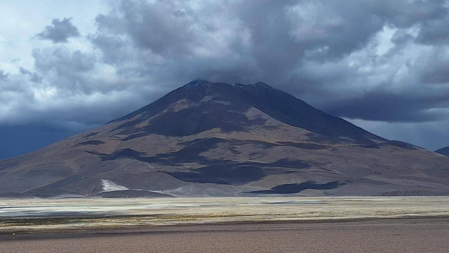 That definitely looks like a volcano to me.