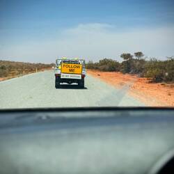 ...Escortservice durch die Baustelle: komme mir vor wie eine 747....