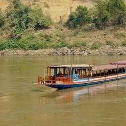 Schiffsverkehr auf dem Mekong