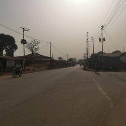 Die Straßen in Port Loko: Einwandfrei asphaltiert